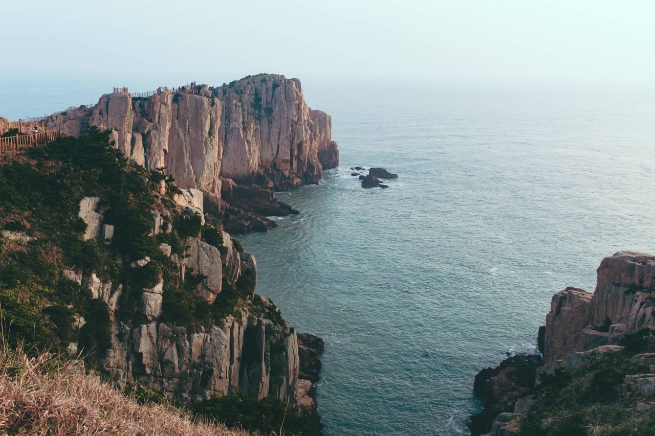 sea, ocean, water, waves, nature, rocks, coast, shore, hill, mountain, cliff, landscape, highland, trees, plants, grass
, 
