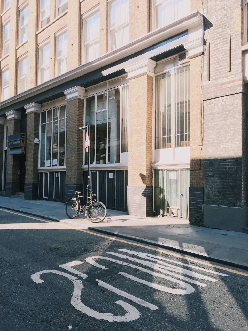 slow, road, street, travel, paint, shadow, bikde, building, architecture
, 