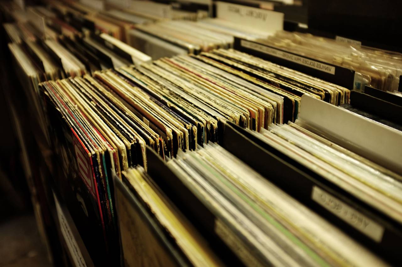vinyl, music, sound, old, technology, record, vinyl player, aesthetic, album, collection
, 