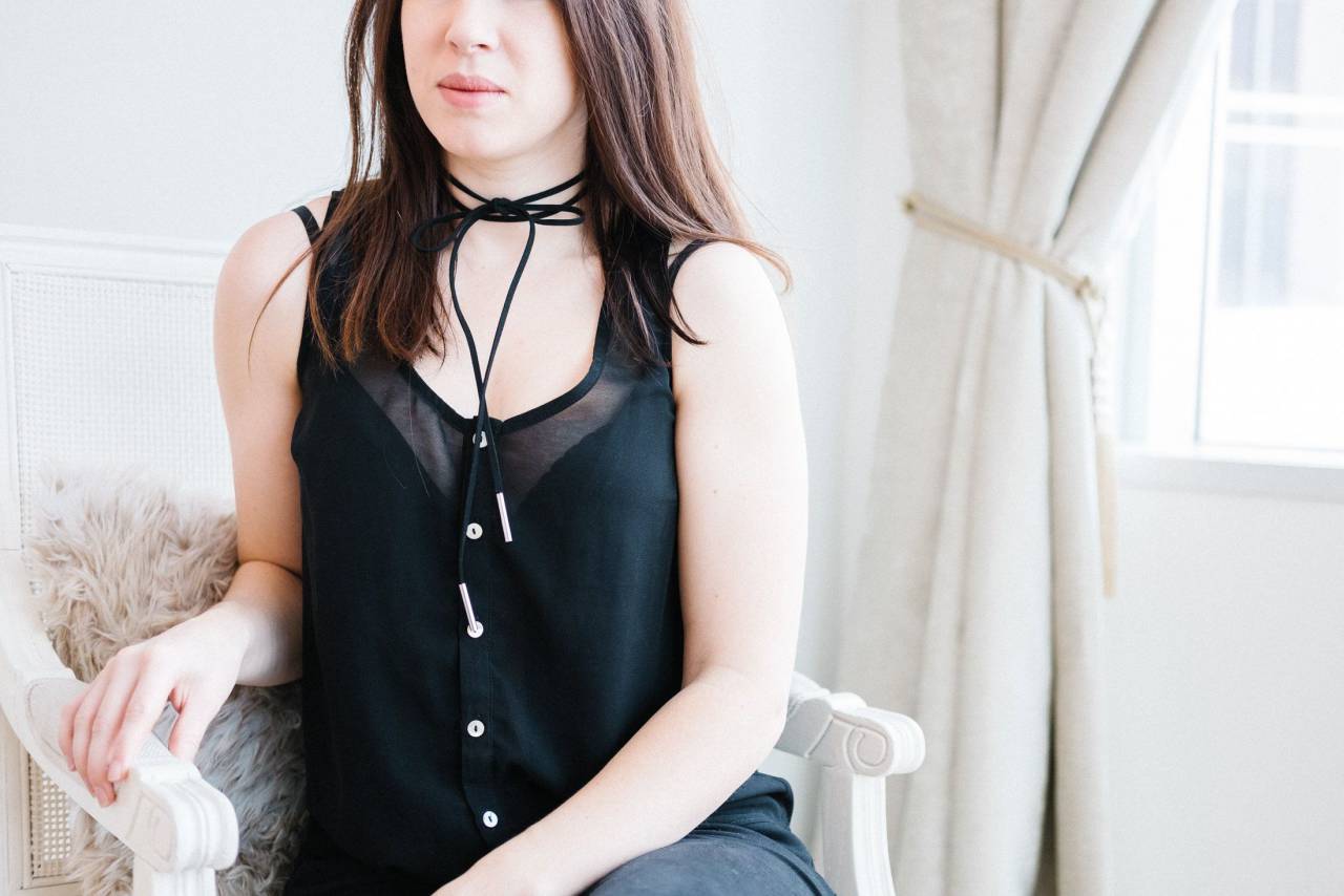 woman, fashion, hair, girl, posing, style, female, portrait, person, model, necklace, nose, mouth, chair, indoors
, 
