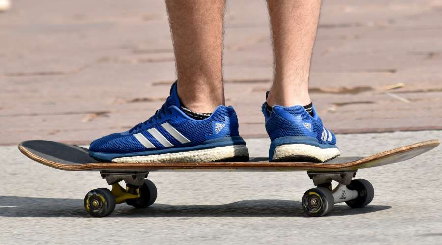 extreme, legs, pavement, skateboard 