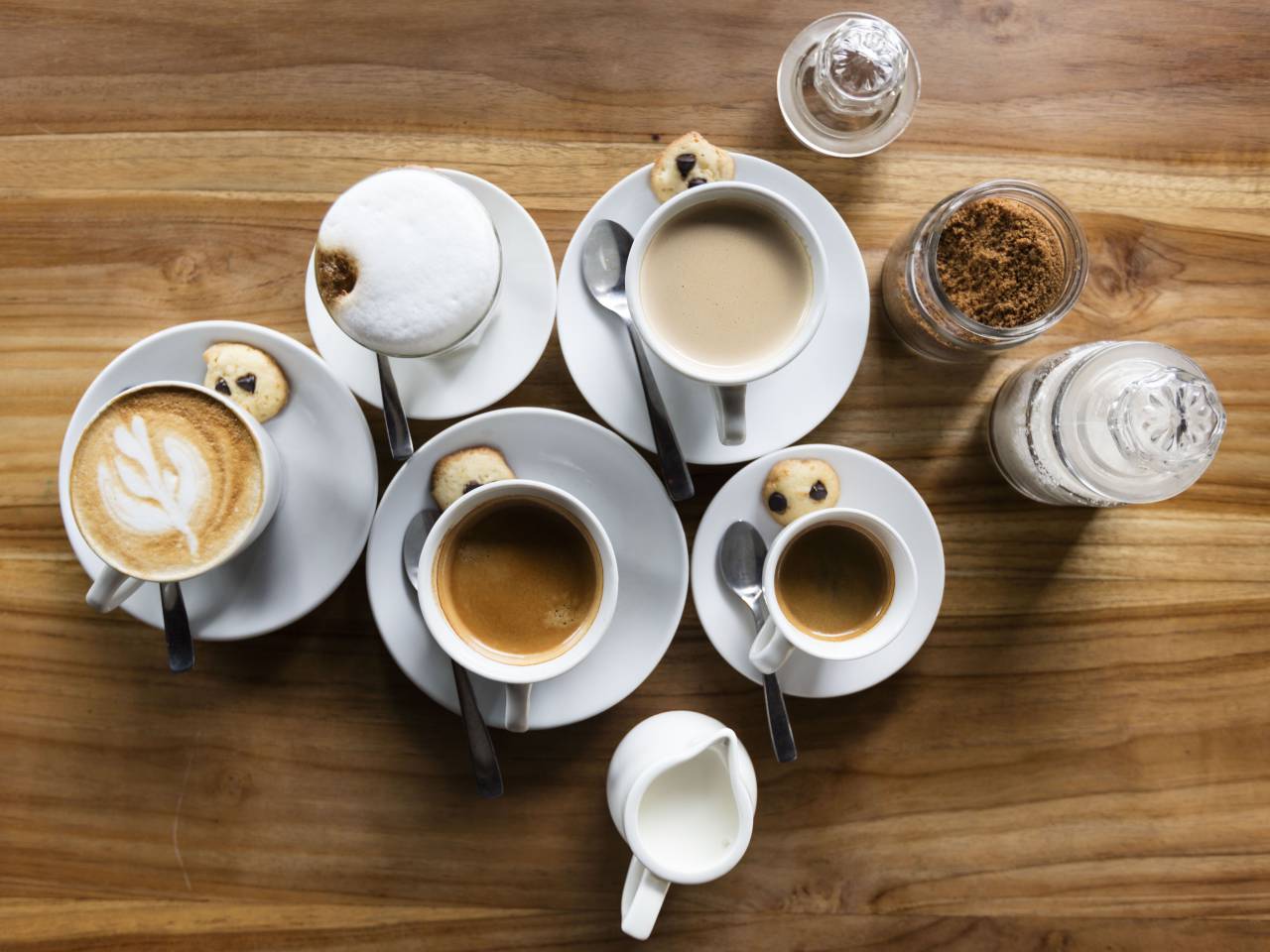 cup, mug, coffee, hot, art, design, foam, milk, plate, table, condiments, cafe, restaurant, cookie
, 