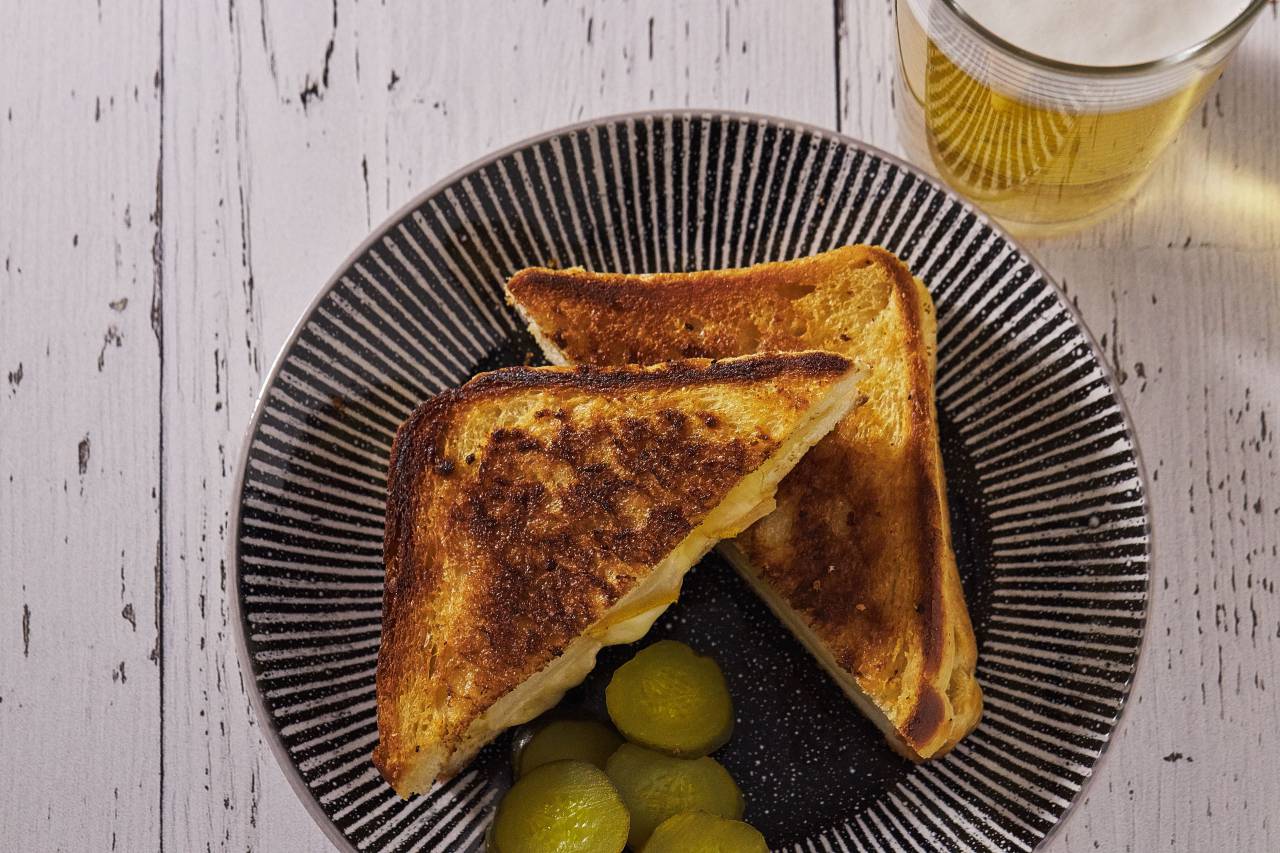 grilled, cheese, sandwich, top, view, melted, toasted, bread, plate, pickles, beer, food, snack, lunch, homemade
, 