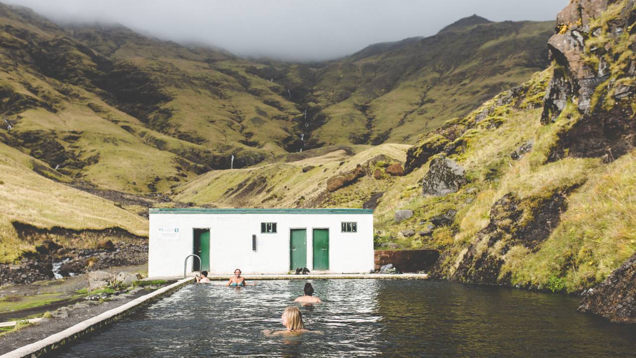 mountain, highland, bathroom, people, men, women, swimming, pool, cold, fogs
, 
