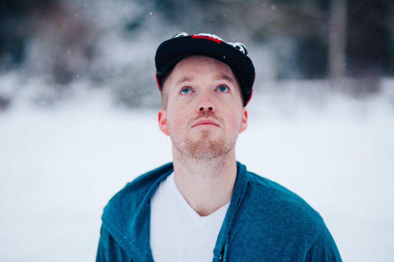 people, man, guy, snow, winter, weather, cap, alone, nature, tree, bokeh, blur, white
, 