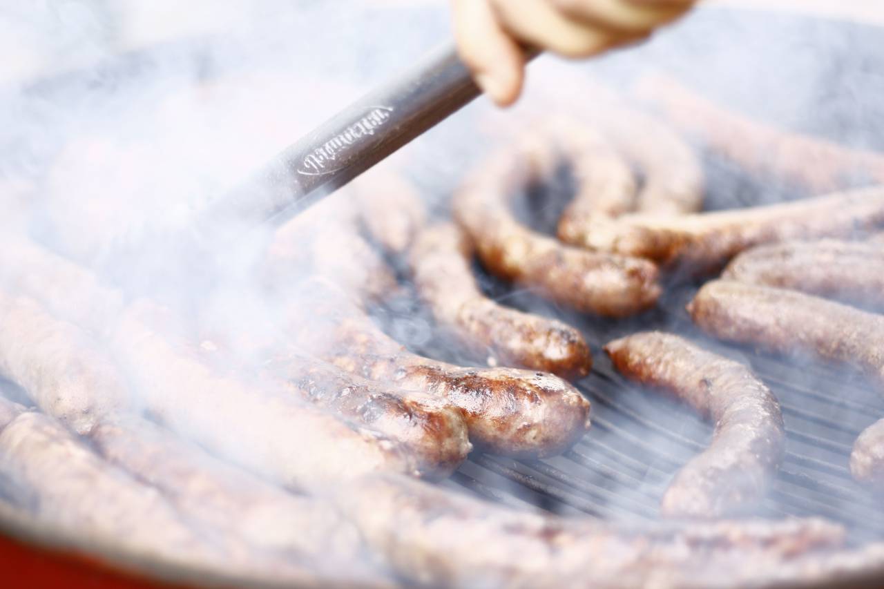 sausages, barbecue, grill, smoke, food, lunch, dinner, summer, chef, cook
, 