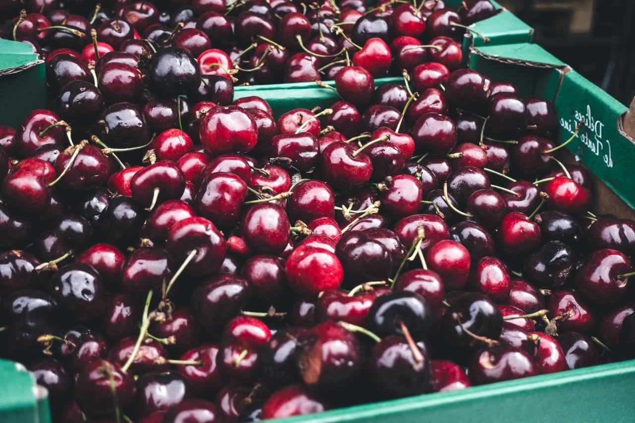cherries, red, dark, fruits, food, healthy, box, market
, 