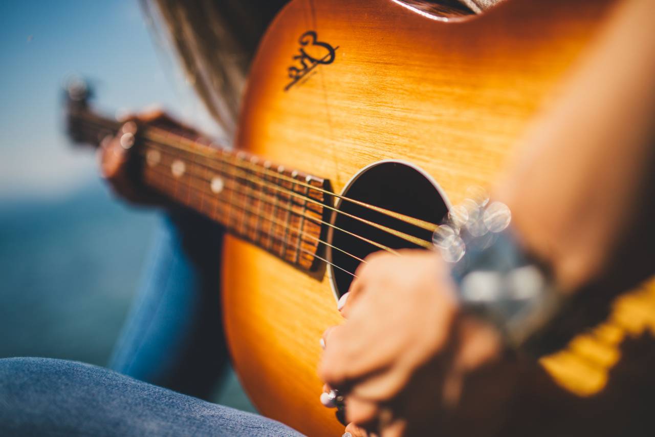 guitar, music, instrument, strings, hands
, 