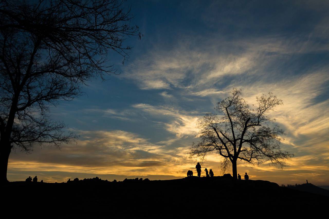 Montaña, paisaje, árbol, planta, azul, cielo, oscuridad, nubes, vista, puesta de sol, silueta,