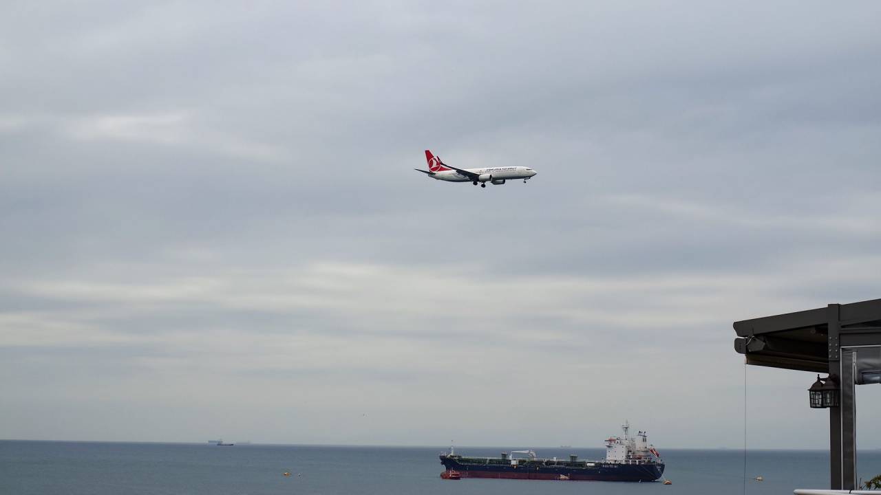 mar, océano, azul, agua, horizonte, barco, viaje, viaje, navegación, avión, aerolínea, vuelo, nubes, cielo, edificio,