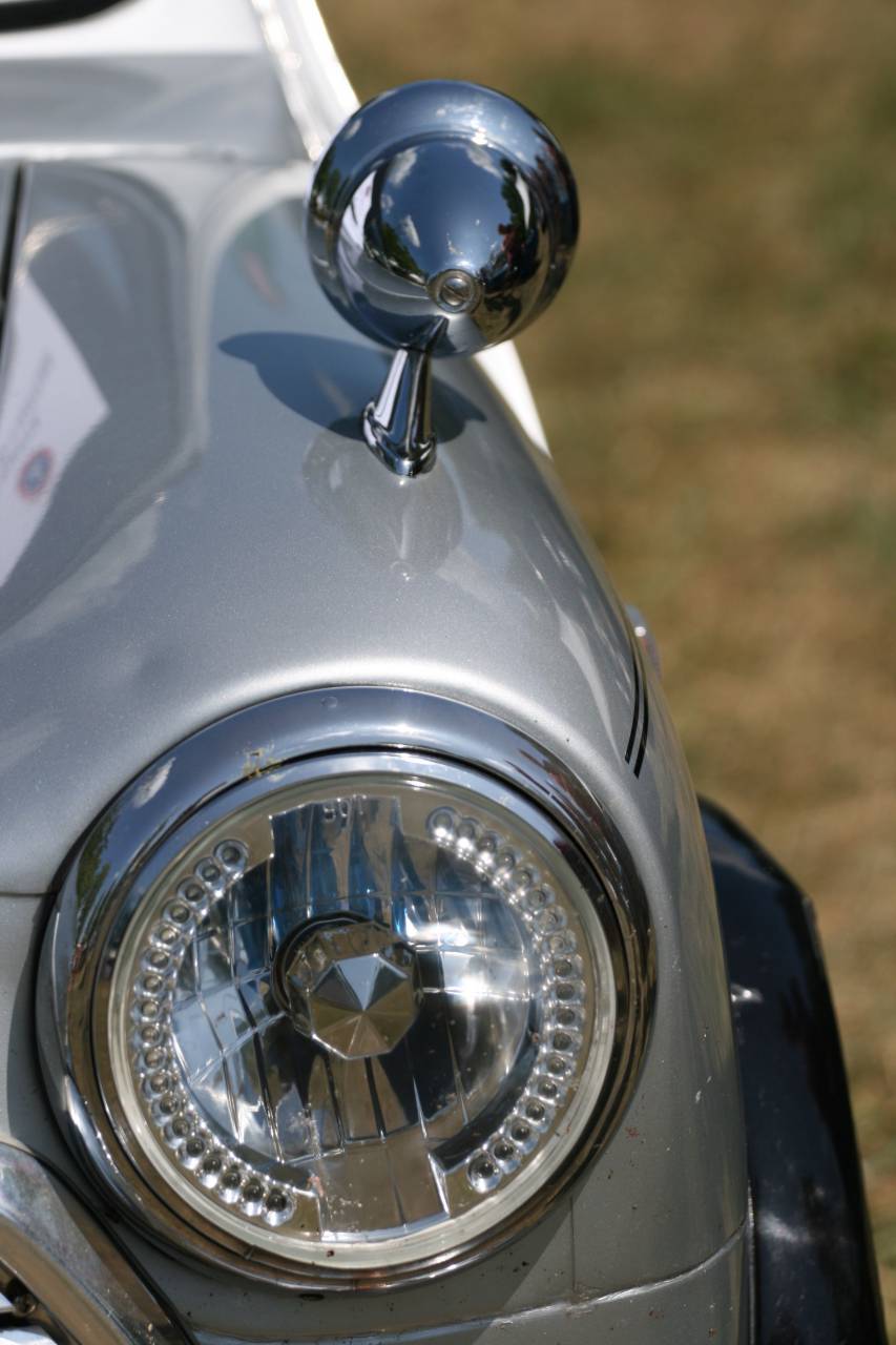 vintage, car, headlight, close up, automobile, vehicle, transport, mechanic, antique, chrome, sports car, silver, mirror, auto, classic
, 