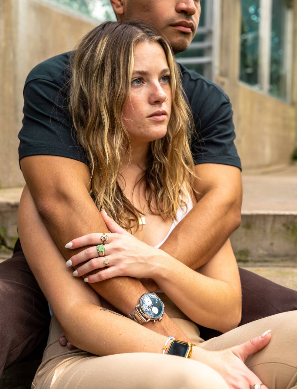 couple,men,women,two,people,adult,outdoors,males,caucasian ethnicity,couple,relationship,heterosexual couple,lifestyles,togetherness,casual clothing,young adult,sitting,love,young women, 