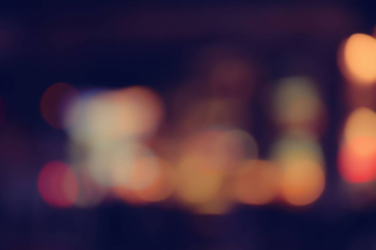 fondo;luces,desenfocado,resumen,fondos,resplandeciente,noche,brillante,iluminado,celebración,telón de fondo,brillante,patrón,multicolor,decoración,círculo,amarillo,oscuro,equipo de iluminación,movimiento borroso,brillo,luz,fenómeno natural,
