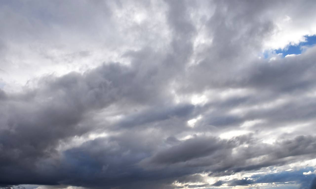 asombroso;cielo,naturaleza,clima,nube,cielo,azul,nublado,día,estratosfera,al aire libre,fondos,cumulus cloud,clima,espacio,cielo,verano,meteorología,belleza en la naturaleza,esponjoso,sol,luz solar,cielo dramático,