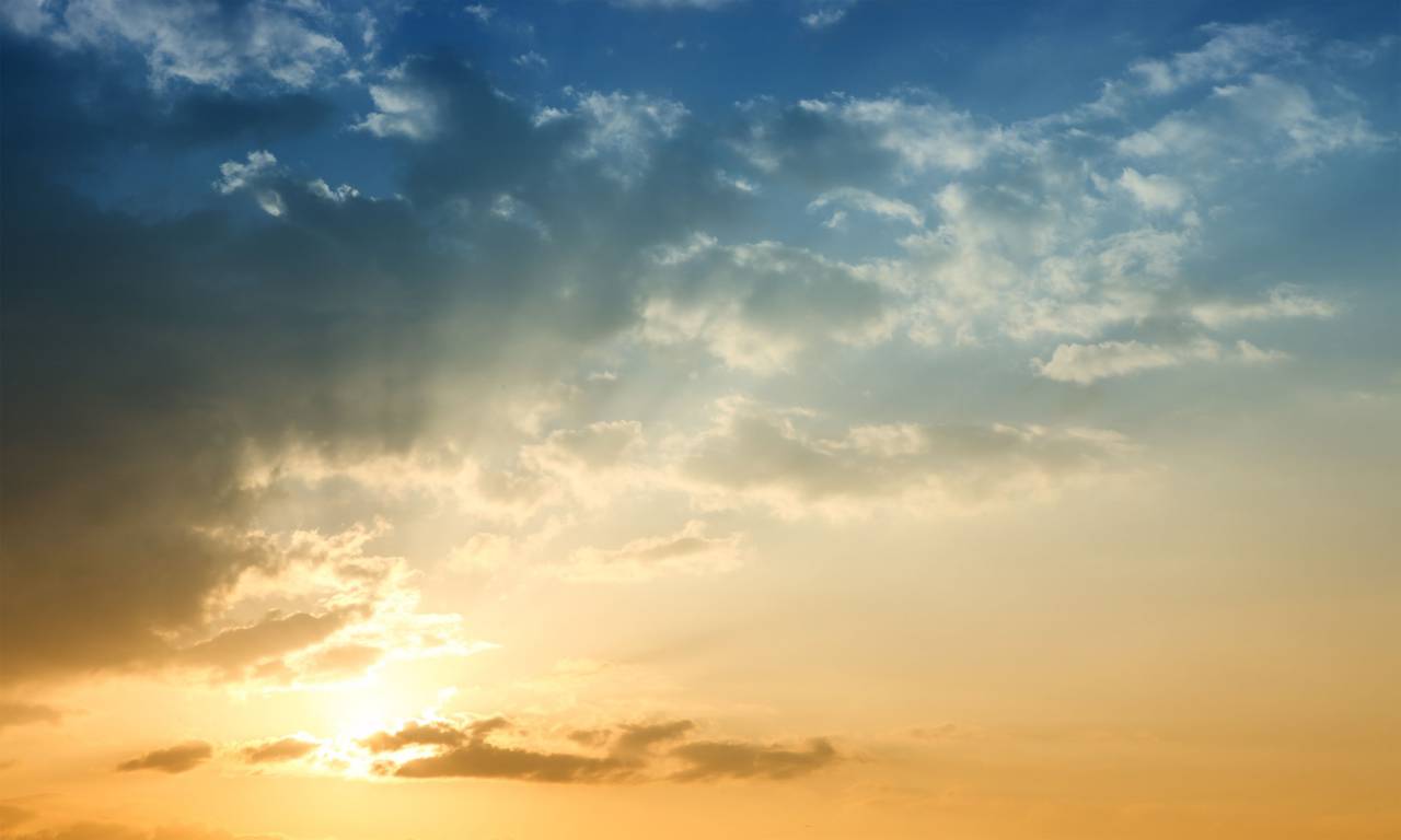 amazing;sky,sunset,nature,sun,cloud,sky,blue,sunlight,dusk,summer,weather,outdoors,backgrounds,beauty in nature,yellow,heaven,day,dawn,sunrise,vibrant color,stratosphere,tranquil scene,overcast,bright,landscape,cumulus cloud,season, 