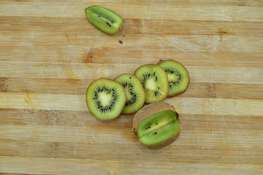 antioxidant, aroma, carbohydrate, dark green 