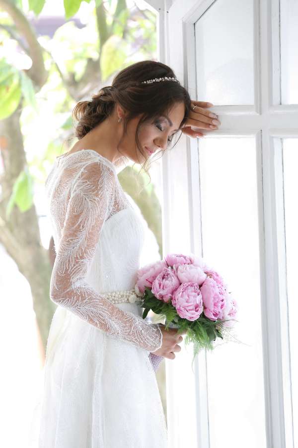 wedding bouquet, wedding dress, bride 
