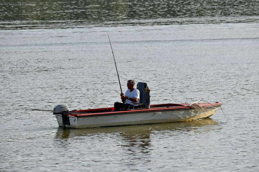 pescador, barco de pesca, artes de pesca