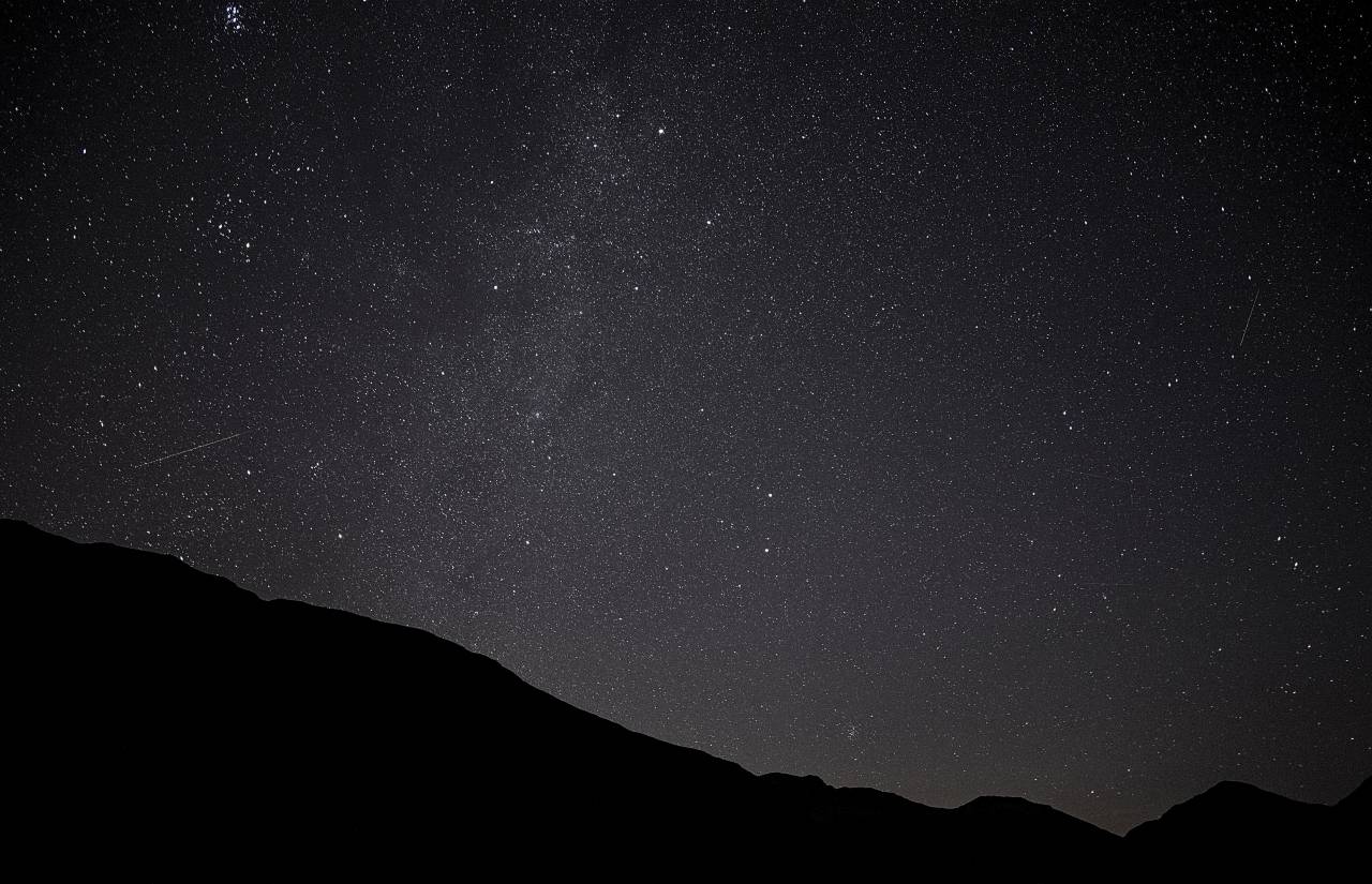 astrofotografía, estrellas, nubes, cielo, noche, constelación, galaxia, silueta,