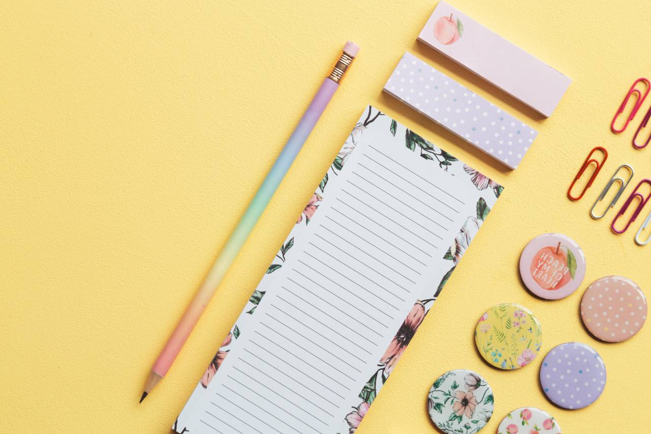 background, paper, colorful, yellow, pencil, copy space, objects, note, desk, flat lay, stationery, pastel
, 