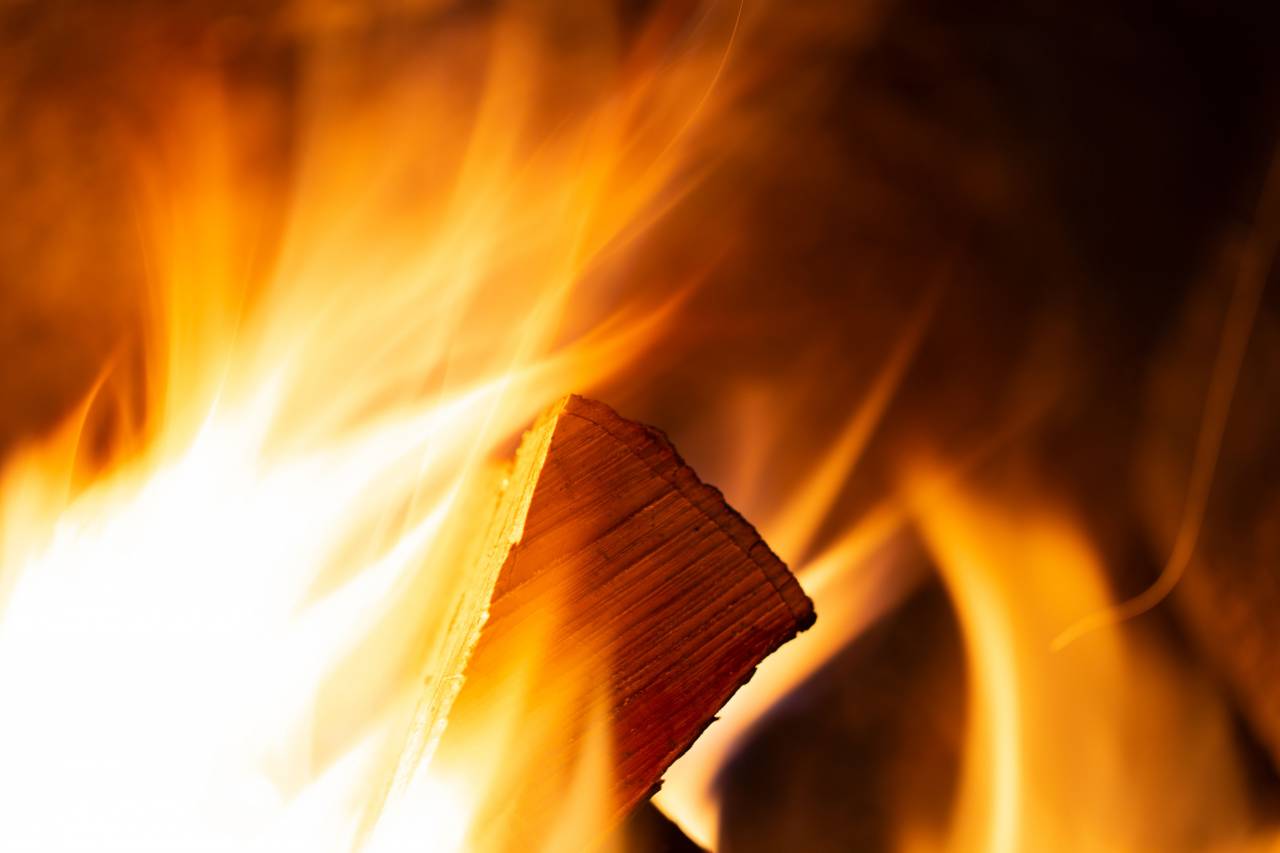 campfire, wood, flame, fire, camp, heat, burn, fireplace, charcoal, energy, blaze, fuel, detail, glow, hot
, 