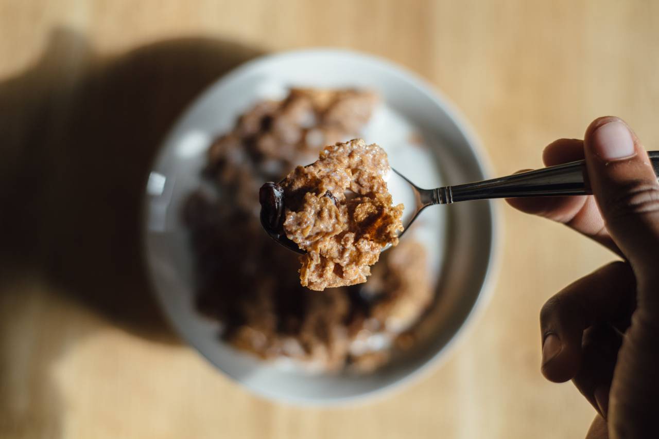 cereal, food, breakfast, morning, spoon, bowl, milk
, 