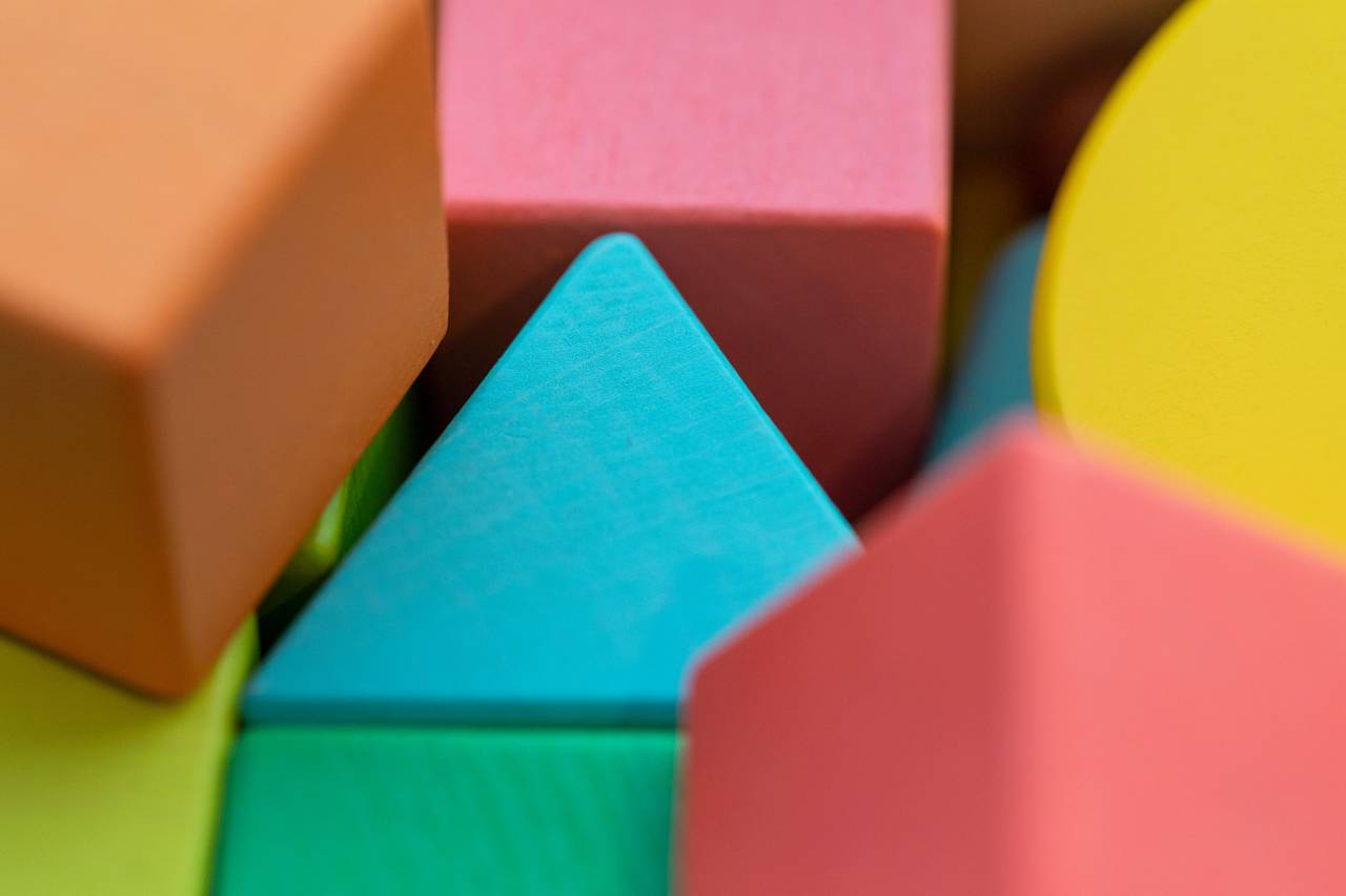 Los niños, juguetes, fondo, bloques, colorido, juego, educación, aprendizaje, formas, preescolar, diversión, infancia, objeto, cubos,