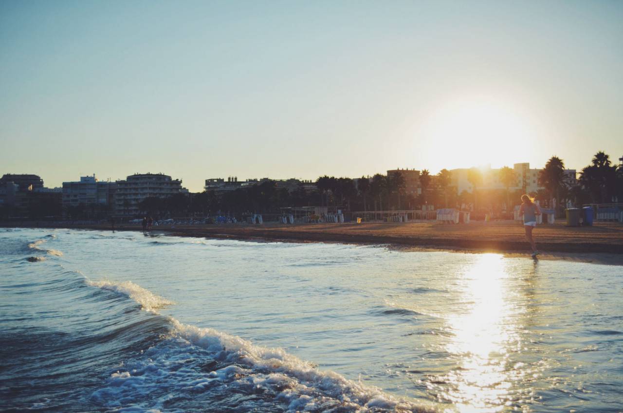 people, woman, lady, jogging, exercise, healthy, beach, wave, summer, vacation, sand, sunrise, sunshine, building, establishment, hotel, outdoor, travel, sky
, 