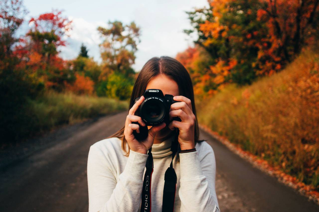 Otoño, otoño, flores, árboles, camino, césped, calle, gente, niña, mujer, fotografía, fotógrafo, canon, negro, imagen, fotos,