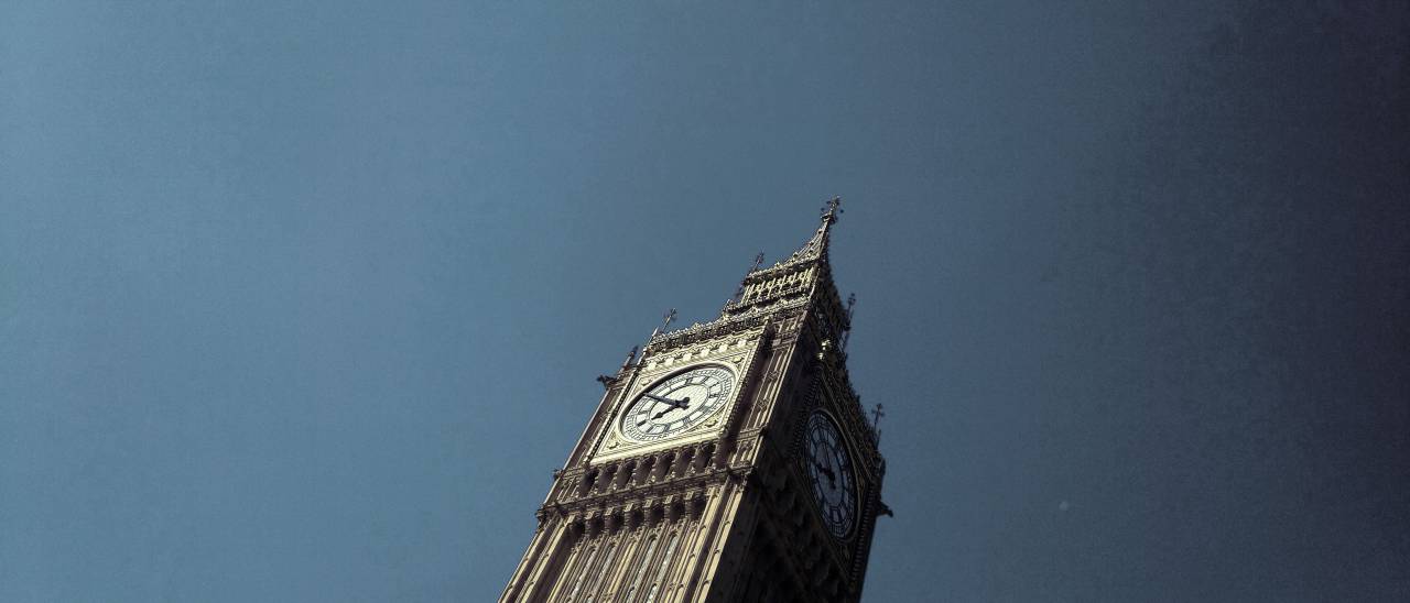 big ben, london, side -view, uk, gb, great britain, blue sky, sky, blue, minimal, travel, architecture
, 
