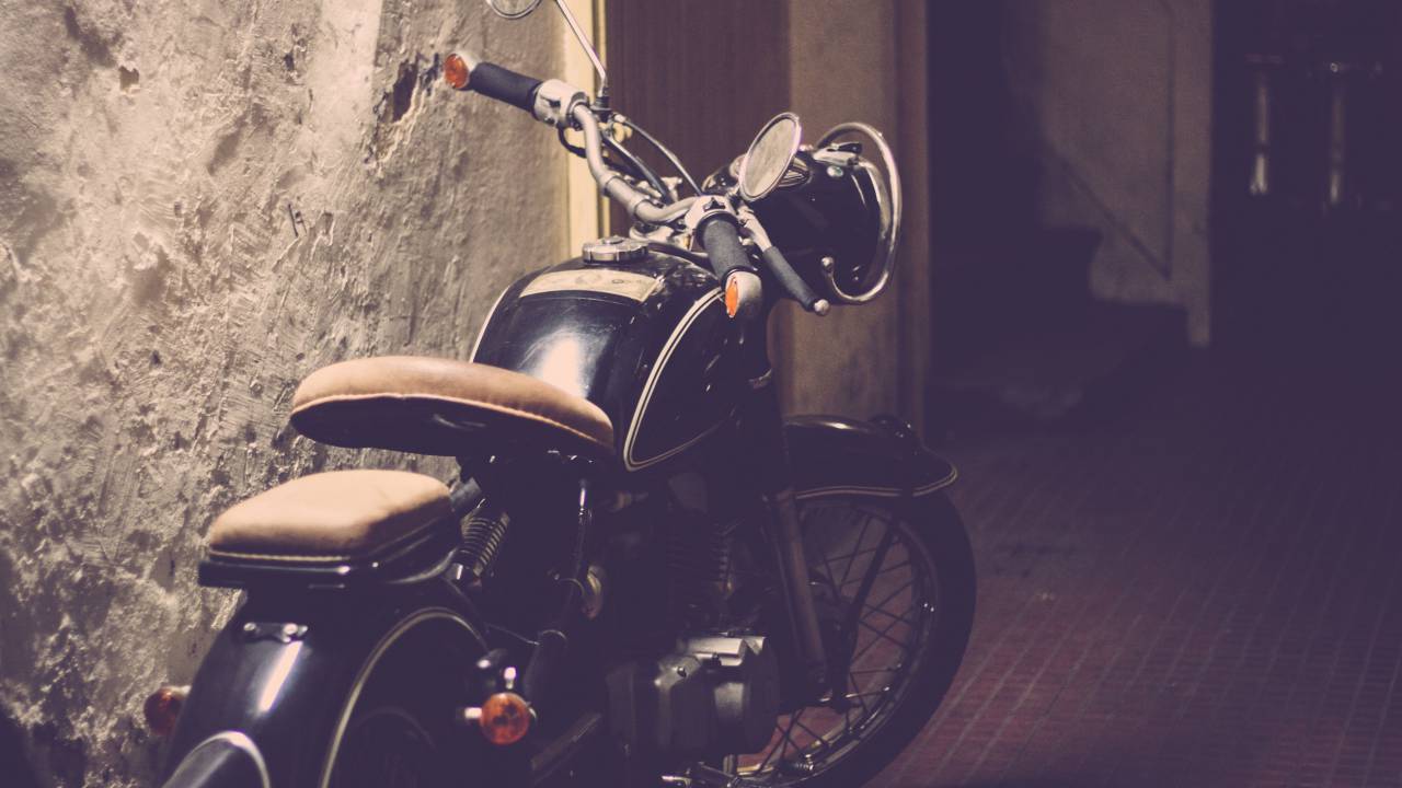 bike, motorcycle, travel, adventure, seat, foam, tires, machine, engine, mirror, acceleration, gas, tank
, 