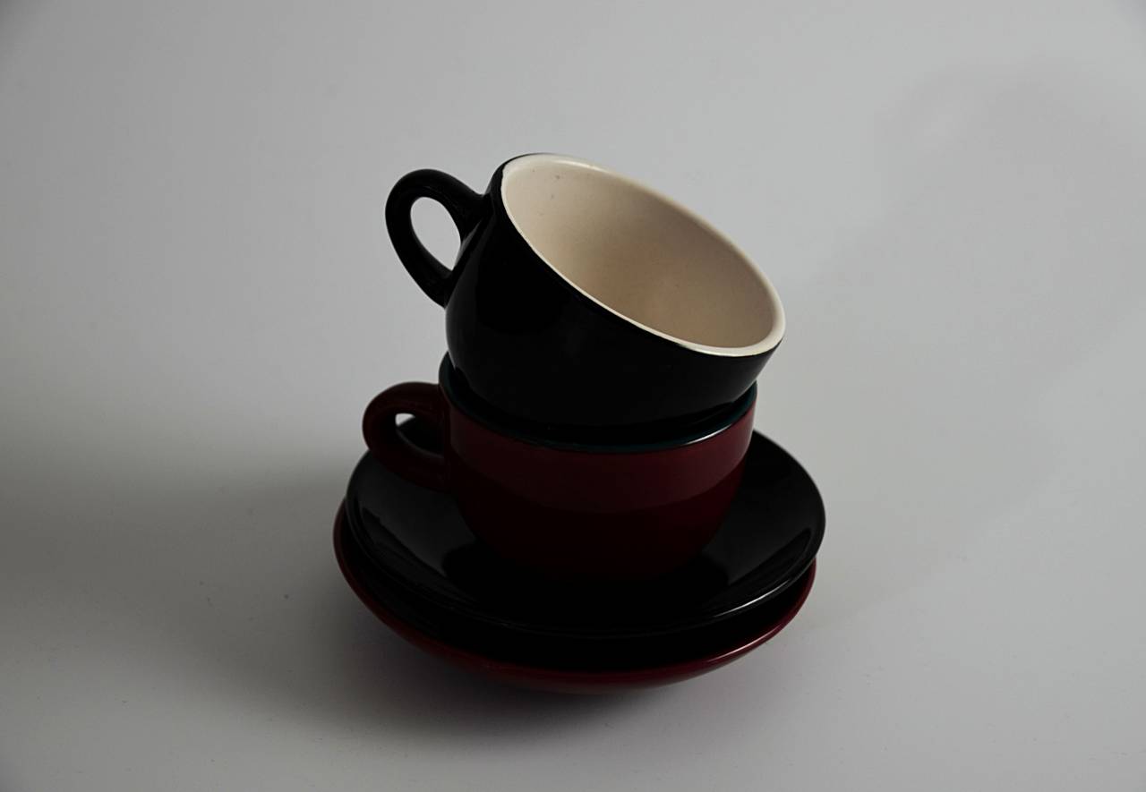 ceramic, cup, red, white, black, kitchen, utensil, saucer
, 
