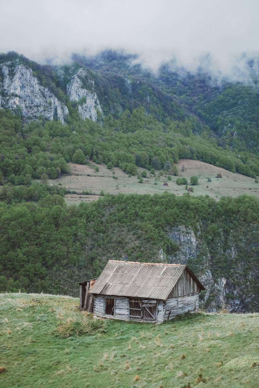 mountain, highland, cloud, landscape, nature, valley, green, grass, trees, forest, hut
, 
