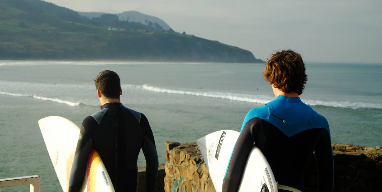 gente, hombre, surf, olas, océano, mar, playa, vacaciones, aventura, hobby, deportes,