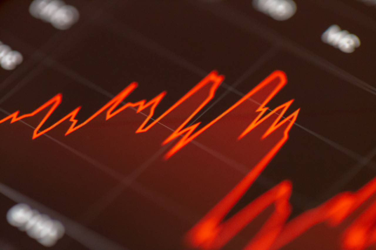 Stocks, Graph, Abstract, Accounting, Analysis, Banking, Business, Chart, Currency, Financial, Graphic, Market, Money, Stock, soft, focus, red
, 