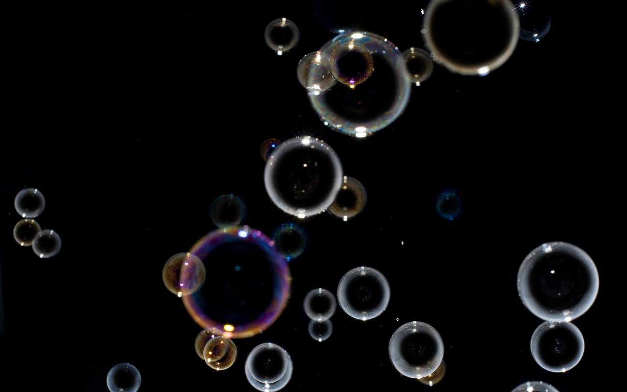 Burbujas, fondo negro, burbuja, agua, líquido, transparente, fondo, negro, limpio, mojado, reflexión, resumen, frescura, textura, jabón, primer plano, realista,