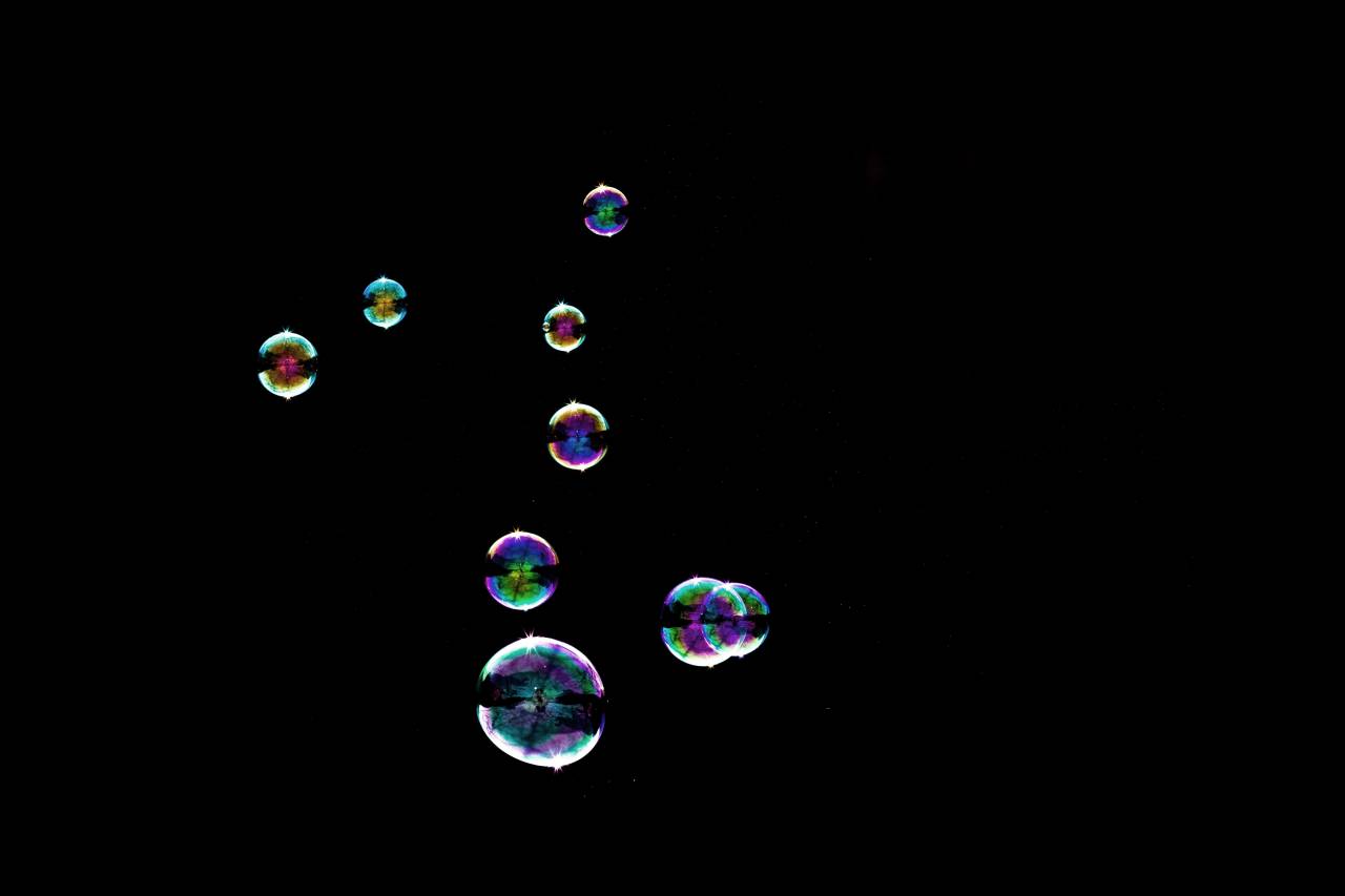 Burbujas, fondo negro, burbuja, agua, líquido, transparente, fondo, negro, limpio, mojado, reflexión, resumen, frescura, textura, jabón, primer plano, realista,