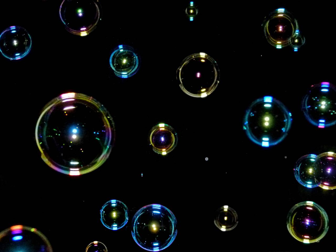 Burbujas, fondo negro, burbuja, agua, líquido, transparente, fondo, negro, limpio, mojado, reflexión, resumen, frescura, textura, jabón, primer plano, realista,