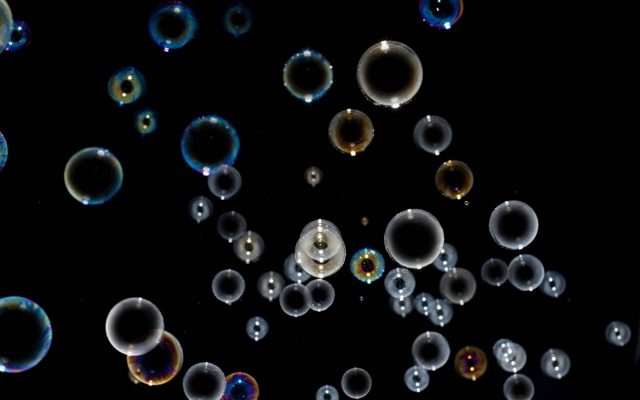 Burbujas, fondo negro, burbuja, agua, líquido, transparente, fondo, negro, limpio, mojado, reflexión, resumen, frescura, textura, jabón, primer plano, realista,