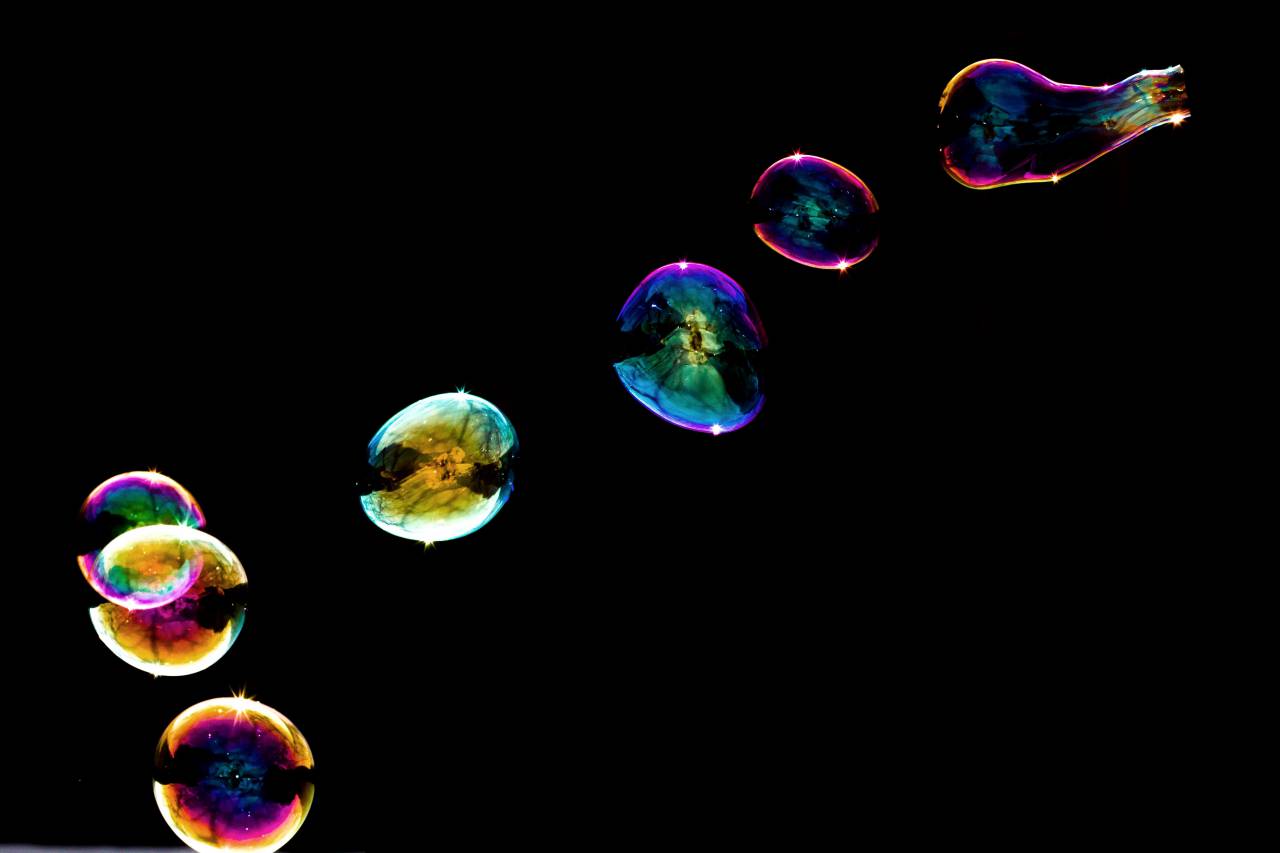 Burbujas, fondo negro, burbuja, agua, líquido, transparente, fondo, negro, limpio, mojado, reflexión, resumen, frescura, textura, jabón, primer plano, realista,