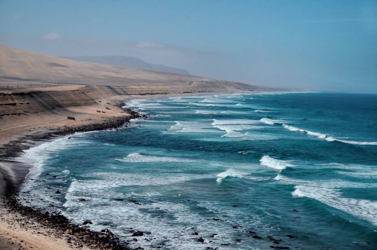 viajar, perú, turismo, nazca, antiguo, vuelo, aéreo, punto de referencia, paisaje, ver, misterio, desierto, naturaleza, nasca, destino, cultura, líneas, america, inca, diseño, geoglifos, artístico, sur, al aire libre, árido, patrimonio, arena, paisaje, misterioso, gira, famoso, avión, escénico, línea, animal, pájaro, avión, peruano, histórico, monumento, figuras, antiguo, abstracto, natural, majestuoso, colibrí, pampas, geoglifo, arte, meseta,