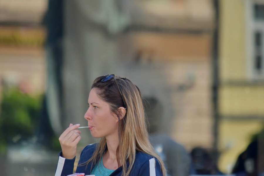 blonde hair, businesswoman, dessert, eating 