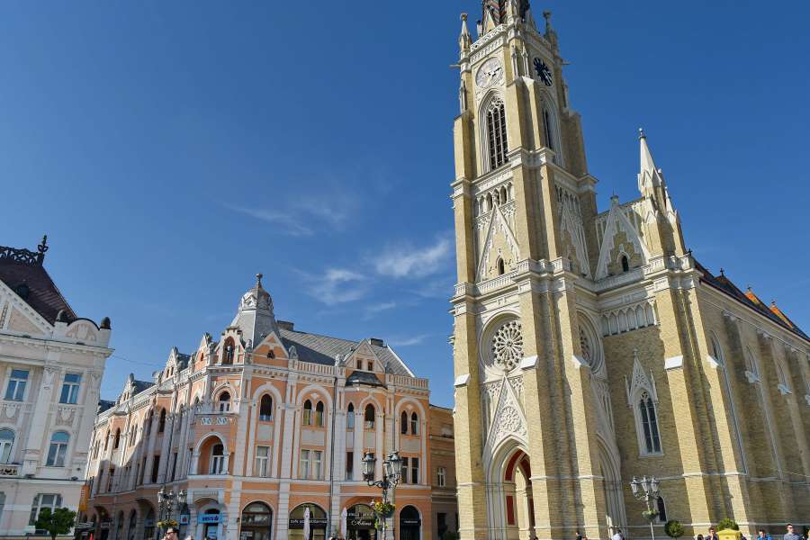 🥇 Image of cathedral downtown facade church architecture building ...