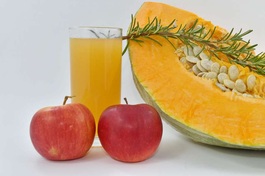 apples, fruit juice, pumpkin seed, squash 
