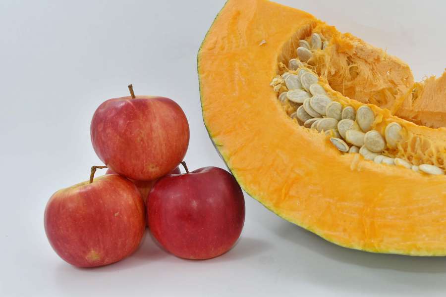 apples, pumpkin seed, squash, vegan, diet 