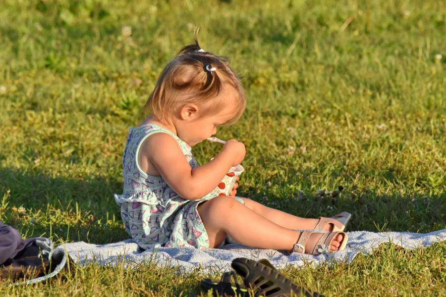 childhood, grass, icecream, picking, pretty 