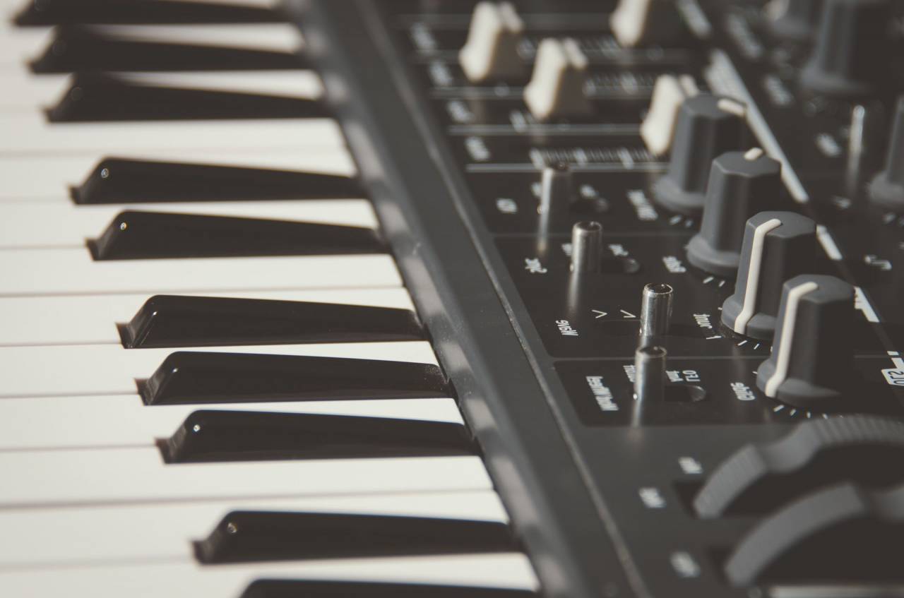 en blanco y negro, instrumento musical, la música, piano,