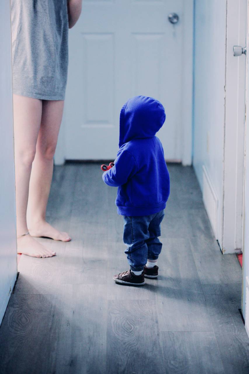 face,child,boys,childhood,cute,lifestyles,caucasian ethnicity,small,family,indoors,baby,walking,males,men,happiness,fun, 
