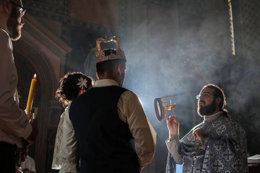 ?wedding?, priest, marriage, coronation 