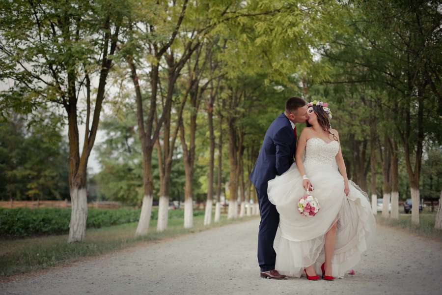 novio, beso, novia, pueblo, campo